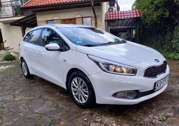 Kia Ceed cena 32800 przebieg: 194000, rok produkcji 2014 z Sulechów małe 379